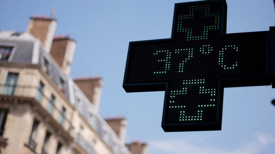 Unseasonal May Heatwave Emphasizes Climate Vulnerability in France