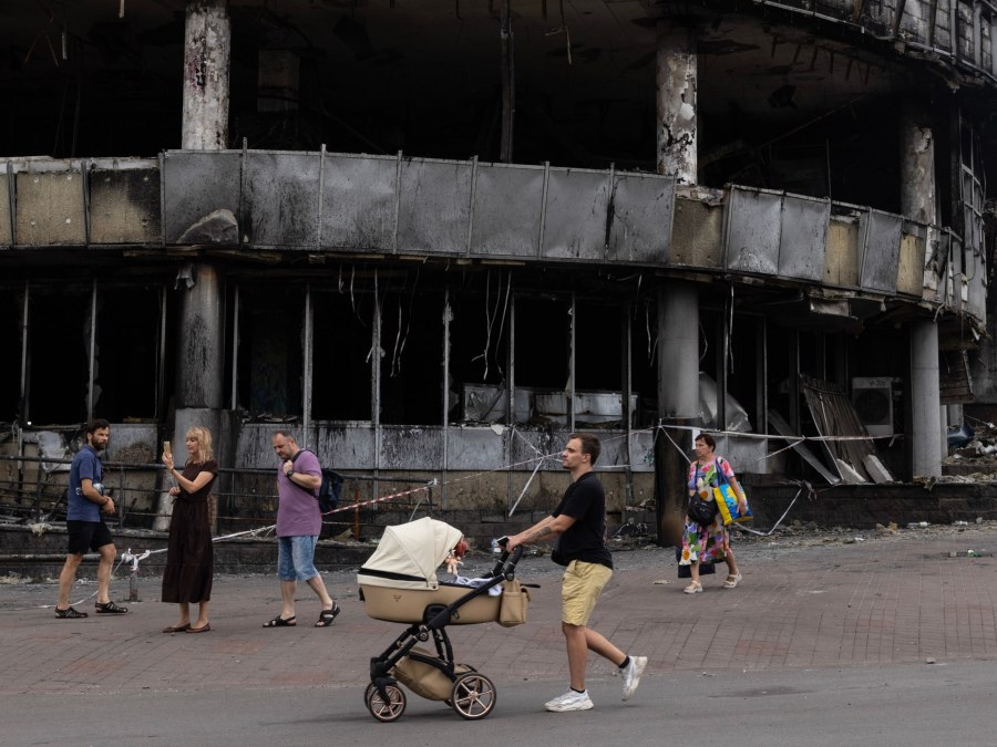 Escalating Civilian Casualties in Russia-Ukraine War Highlight Strategic Shifts