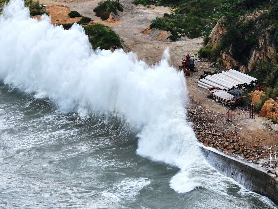 Typhoon Dolphin Forces Mass Evacuations and Flight Cancellations in Eastern China