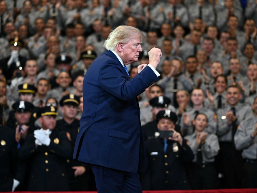 Trump's Assertion Over Strait of Hormuz Escalates US-Iran Tensions