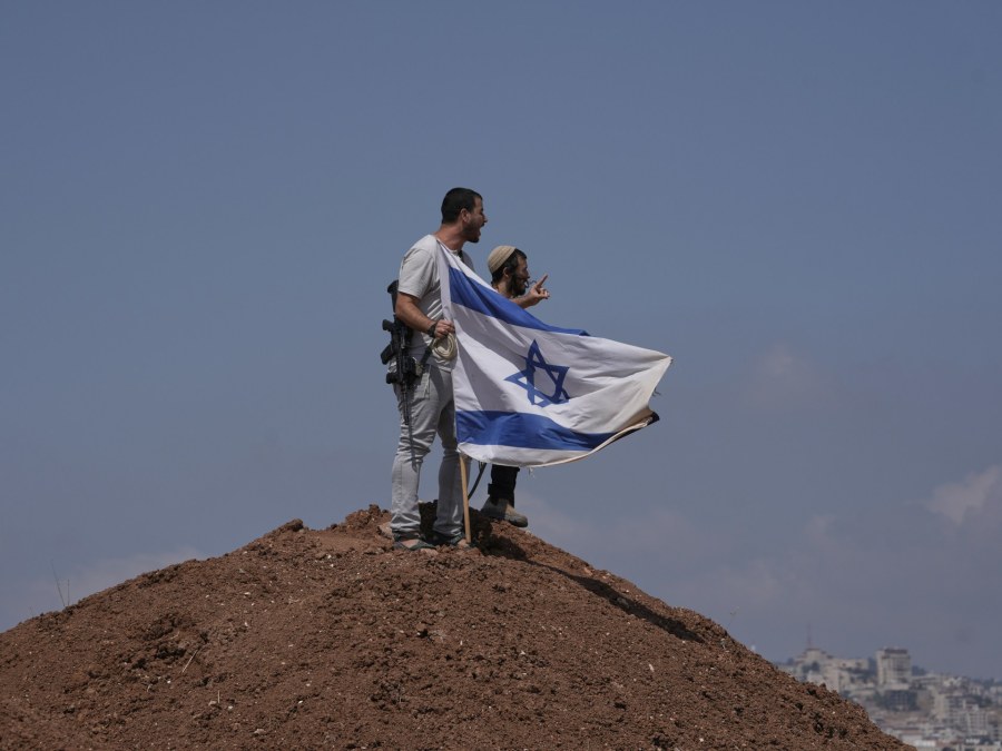 West Bank Tensions Escalate Amid Settler Siege in Qusra