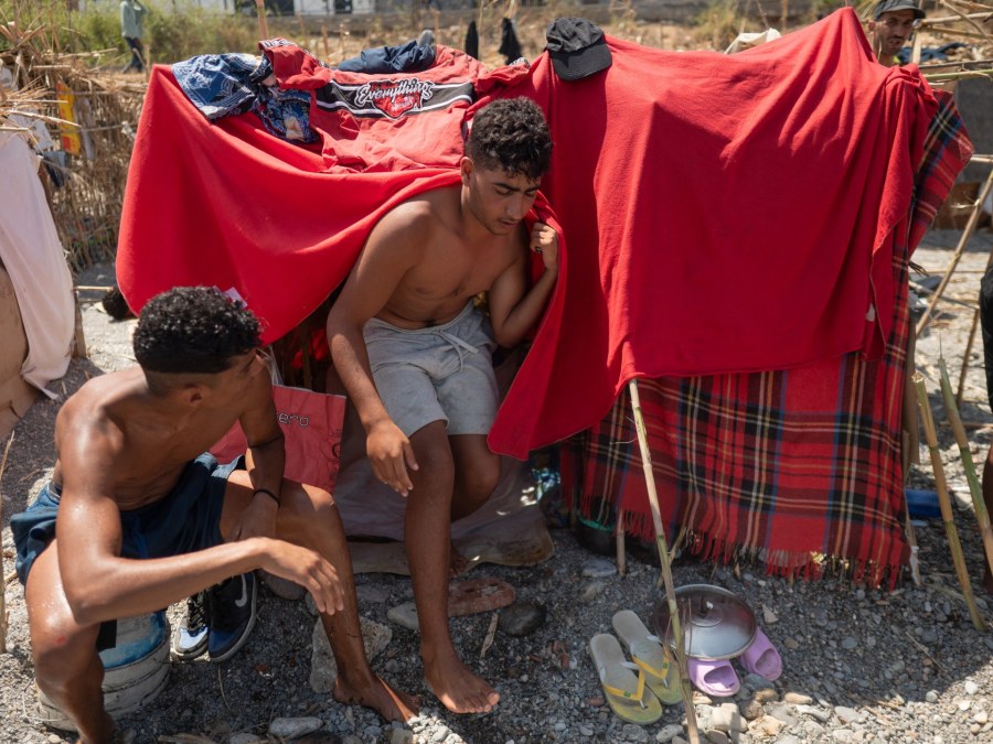 Moroccan Authorities Detain Over 100 Migrants Near Ceuta