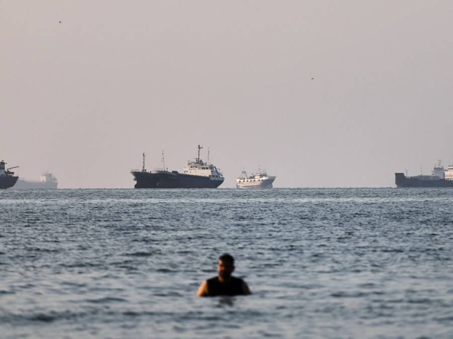 Tehran-Oman Consultations Yield Positive Signals as Red Sea Tensions Rise