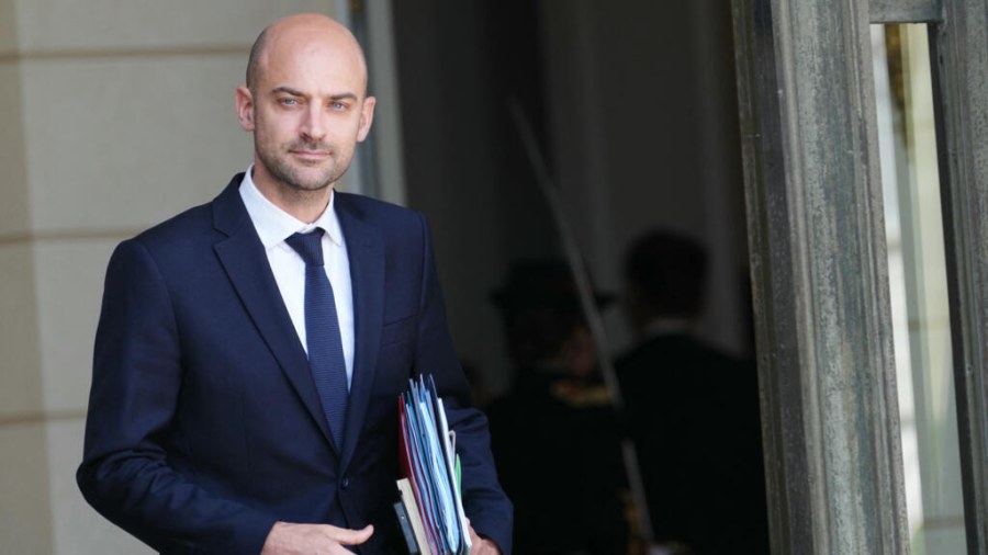 France to Expel Iranian Diplomats Amid Escalating Tensions