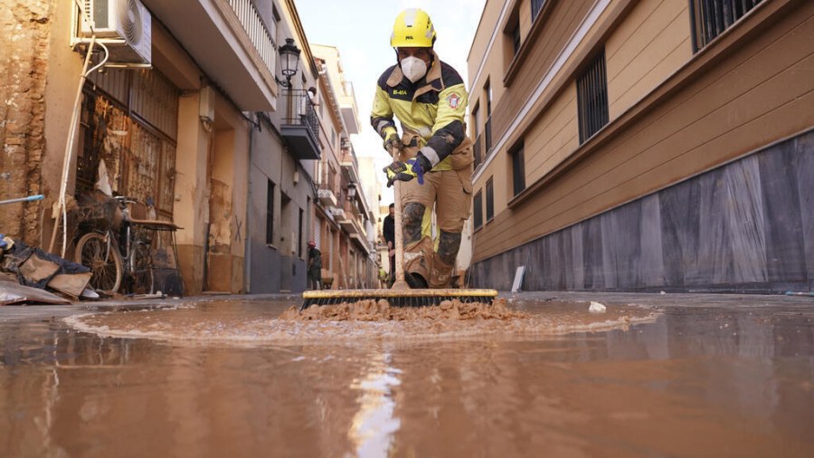 Fatal Floods Strike Northwestern Spain Amid Weather Extremes